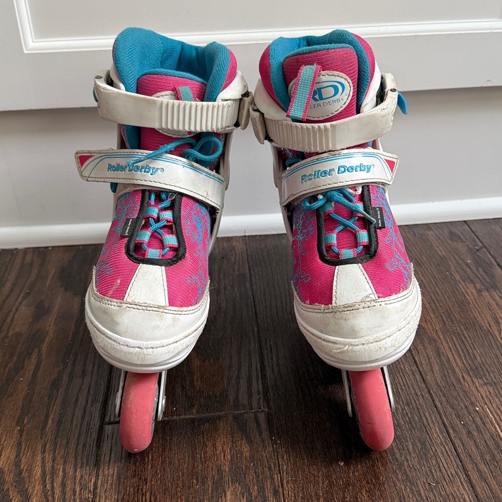 Roller Derby Pink and White Inline Skates adjustable to sizes 2-5
